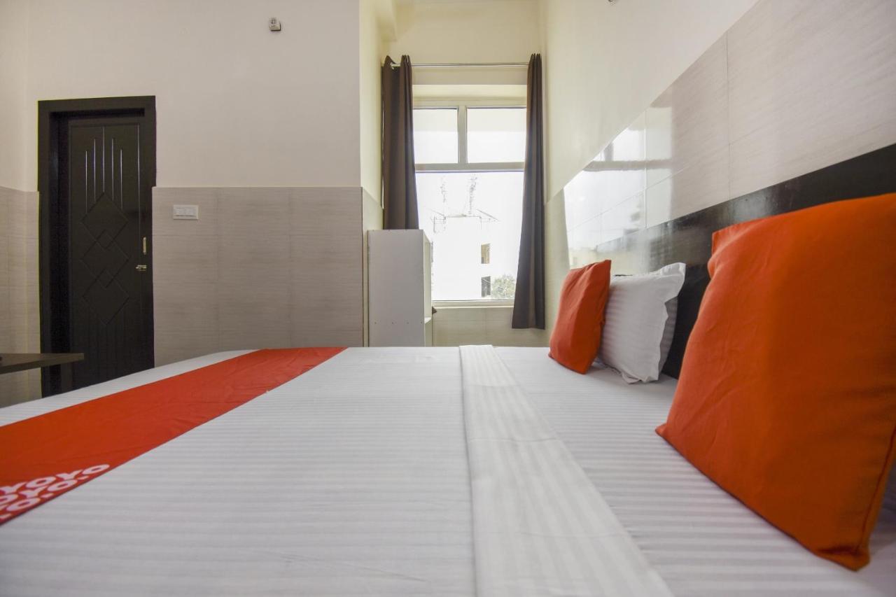 Flagship 75751 Hotel Surya Bahadrabad Eksteriør bilde