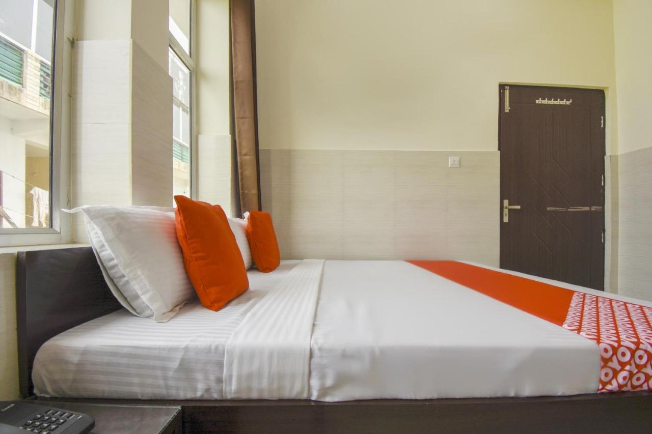 Flagship 75751 Hotel Surya Bahadrabad Eksteriør bilde